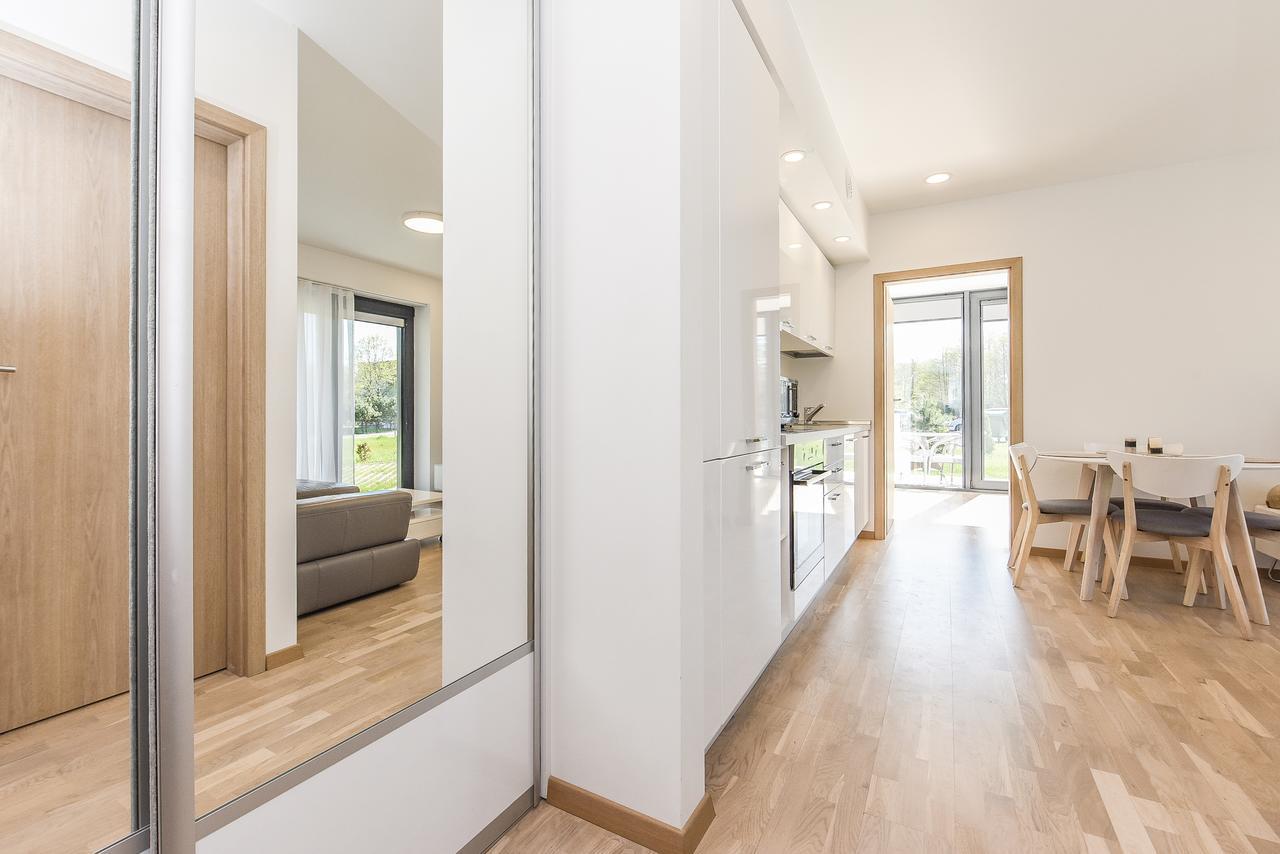 Smilciu Trio Keturvieciai Apartamentai Su Terasa パランガ エクステリア 写真