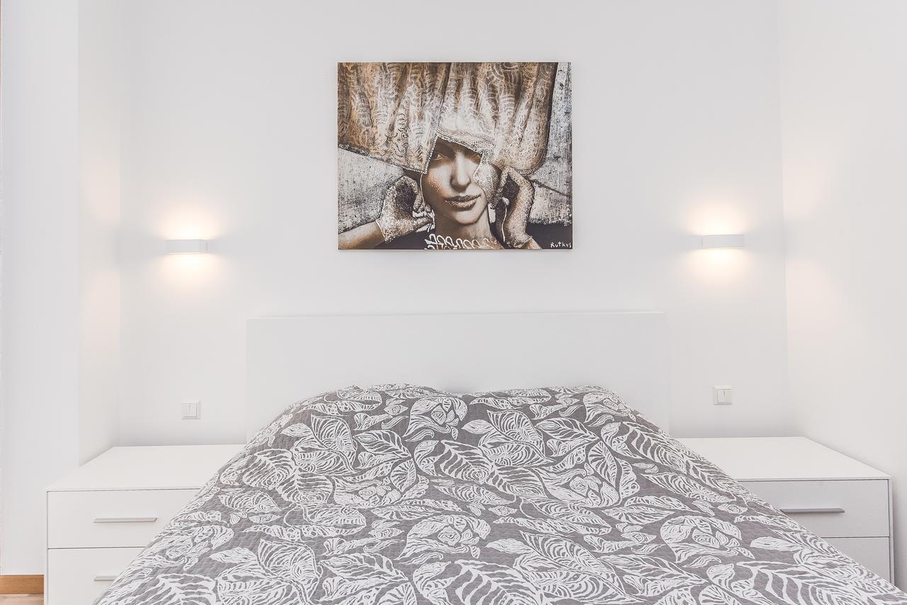 Smilciu Trio Keturvieciai Apartamentai Su Terasa パランガ エクステリア 写真